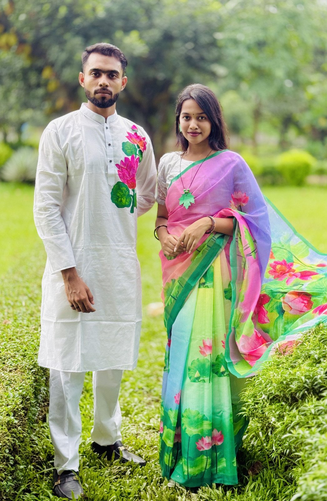 কাপল ড্রেস কালেকশন চান্দুরি সিল্ক শাড়ি ও ধুপিয়ান পাঞ্জাবি